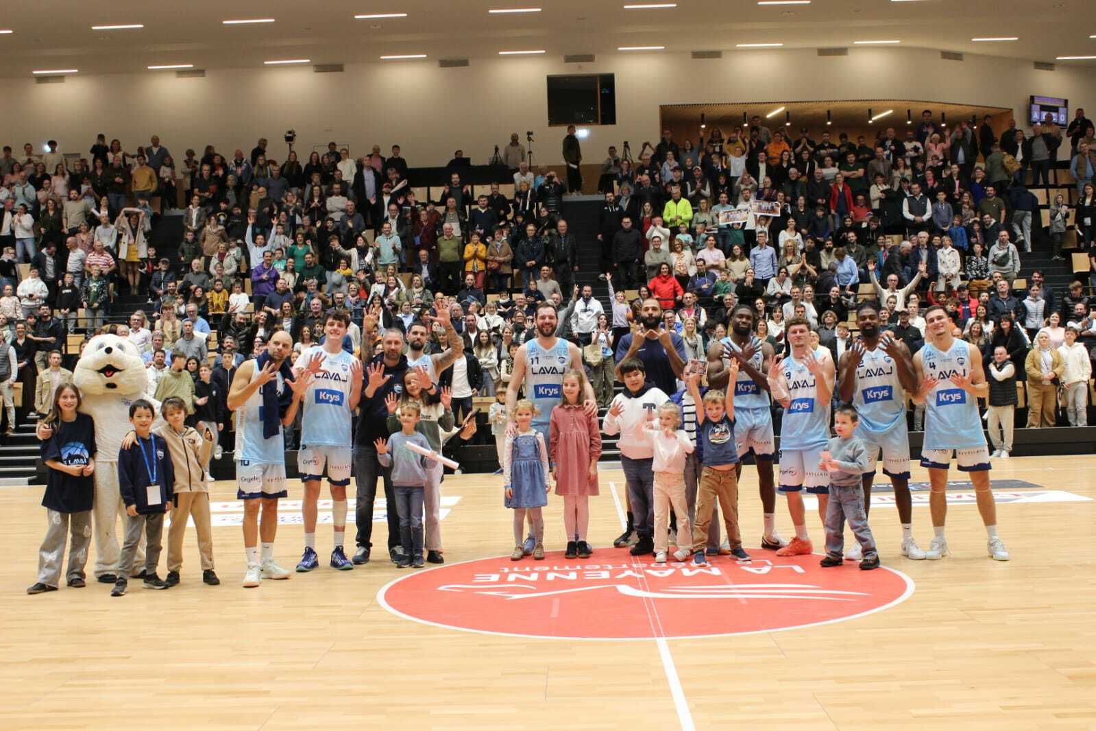 L'US Laval enchaine avec une 9e victoire !